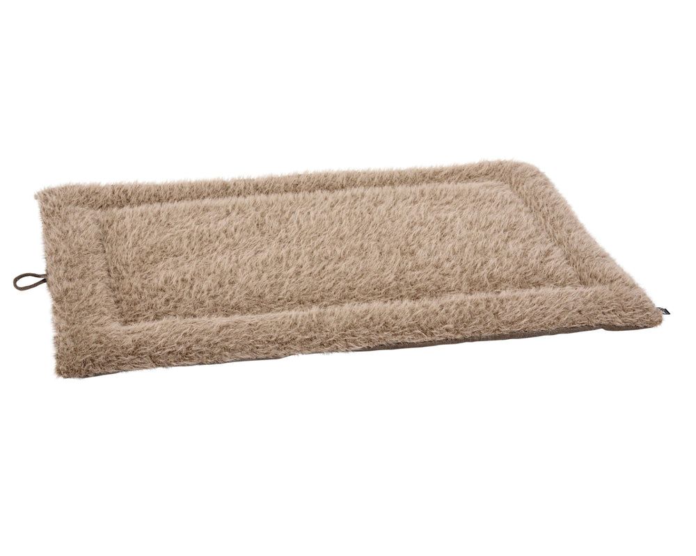 Cosmopolitan Mat, Faux Fur in Alpaca / Mousse