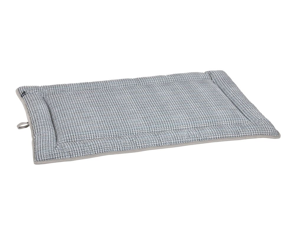 Cosmopolitan Mat, Signature Textures in Arctica / Granite
