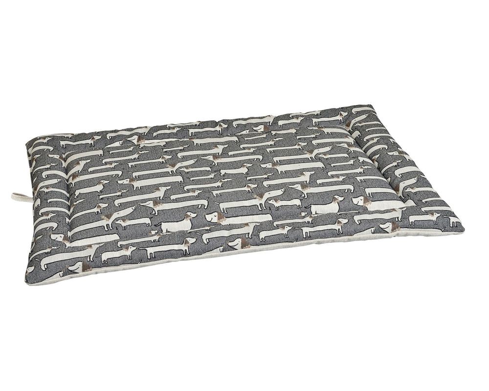 Cosmopolitan Mat, Signature Textures in Dashing Dogs / Oyster