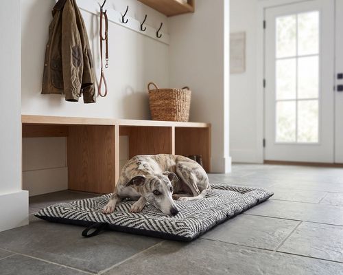 Cosmopolitan Mat, Signature Textures in Diamondback / Charcoal