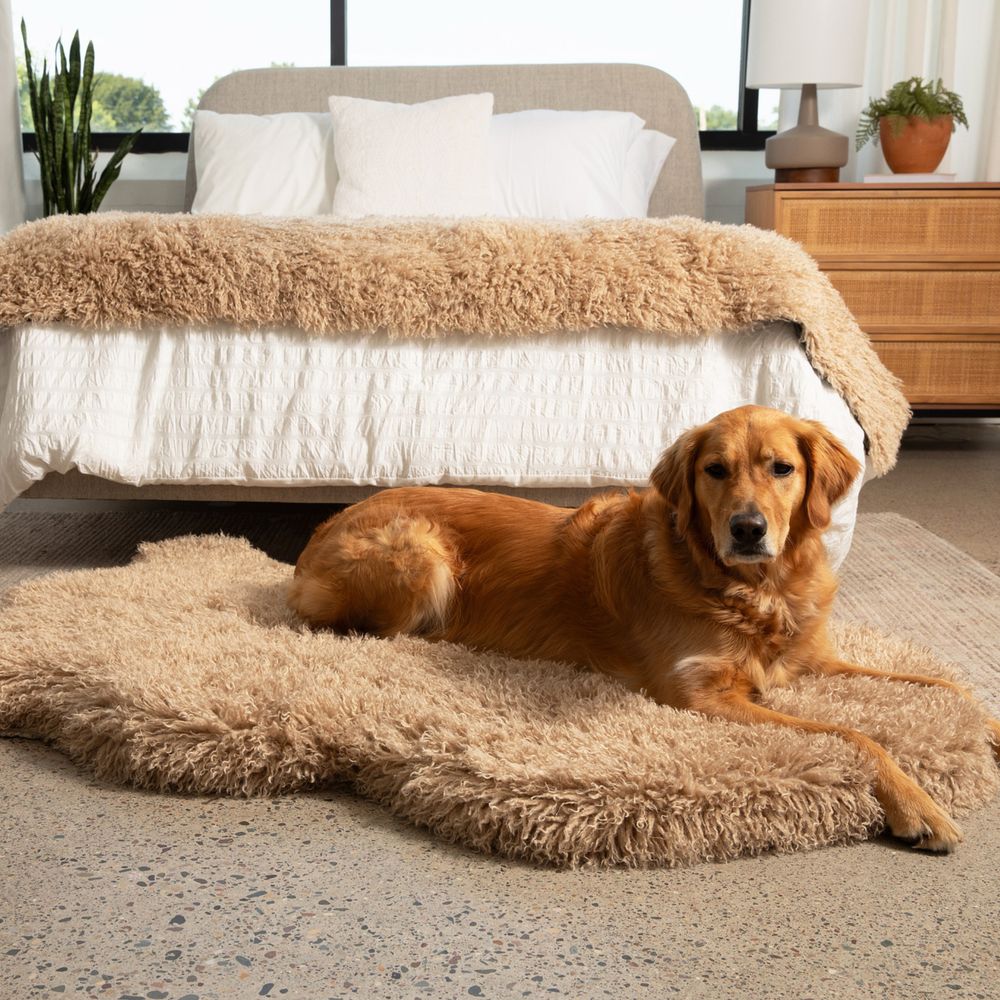 PupRug® Luxe Faux Fur Orthopedic Bed in Plush Sheep Tan