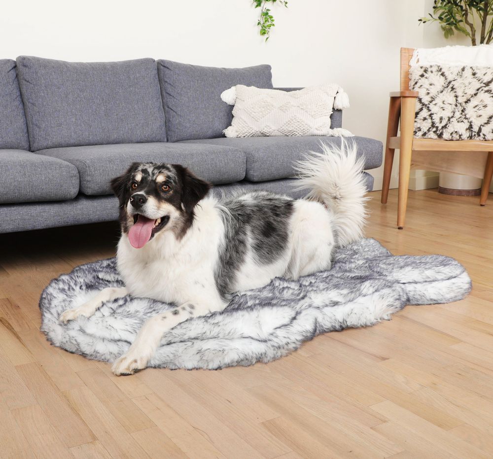 PupRug® Luxe Faux Fur Orthopedic Bed in Ultra Plush Arctic Fox
