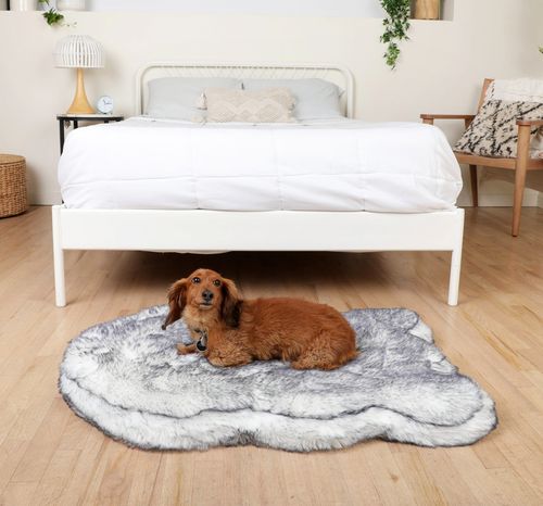 PupRug® Luxe Faux Fur Orthopedic Bed in Ultra Plush Arctic Fox