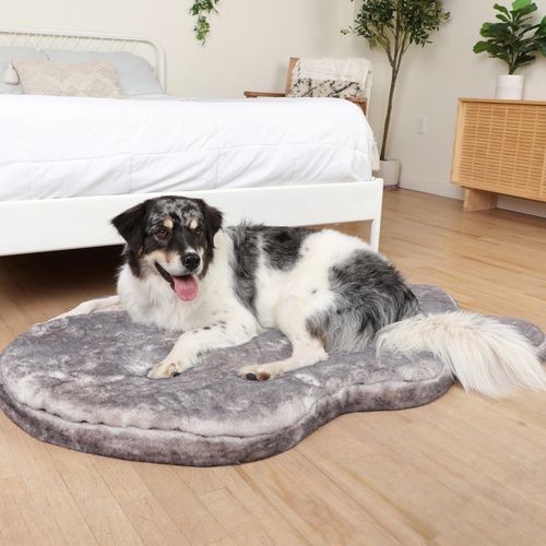 PupRug® Luxe Faux Fur Orthopedic Bed in Ultra Soft Chinchilla