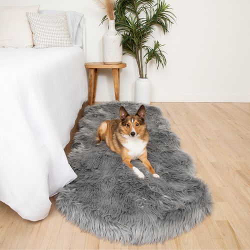 PupRug® Runner Memory Foam Bed in Charcoal Grey