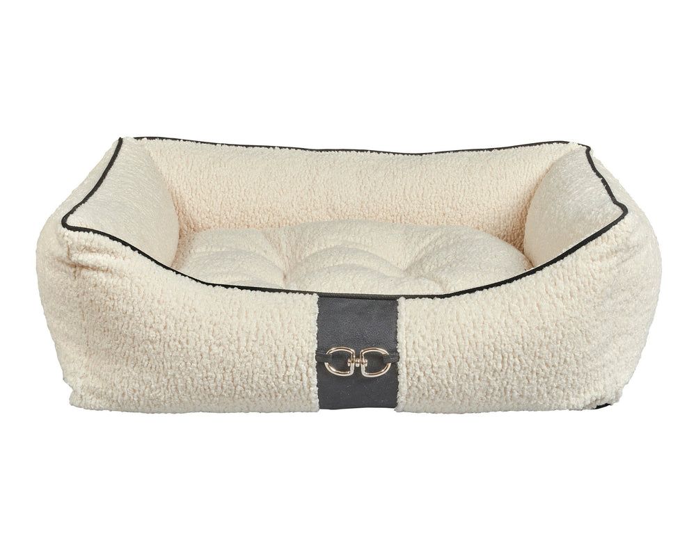 Signature Scoop Bed in Ivory Sheepskin